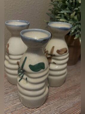 Hand-Painted Cream Saki Pourer